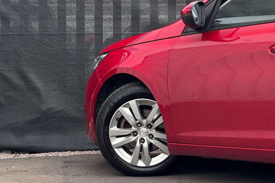 2018 Peugeot 308 SW photo 13