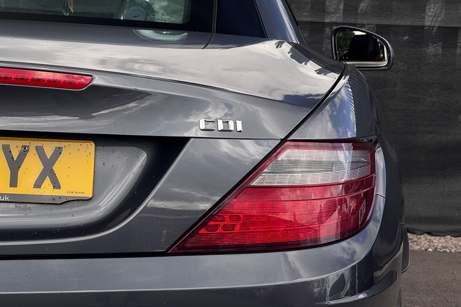 2015 Mercedes-Benz SLK photo 13
