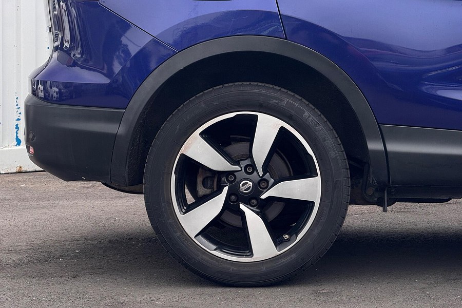 2015 Nissan Qashqai photo 13