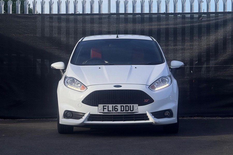 2016 Ford Fiesta photo 4