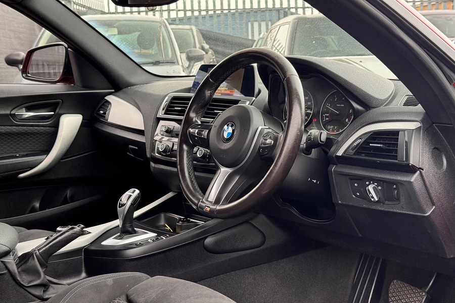 2016 BMW 2 Series photo 3