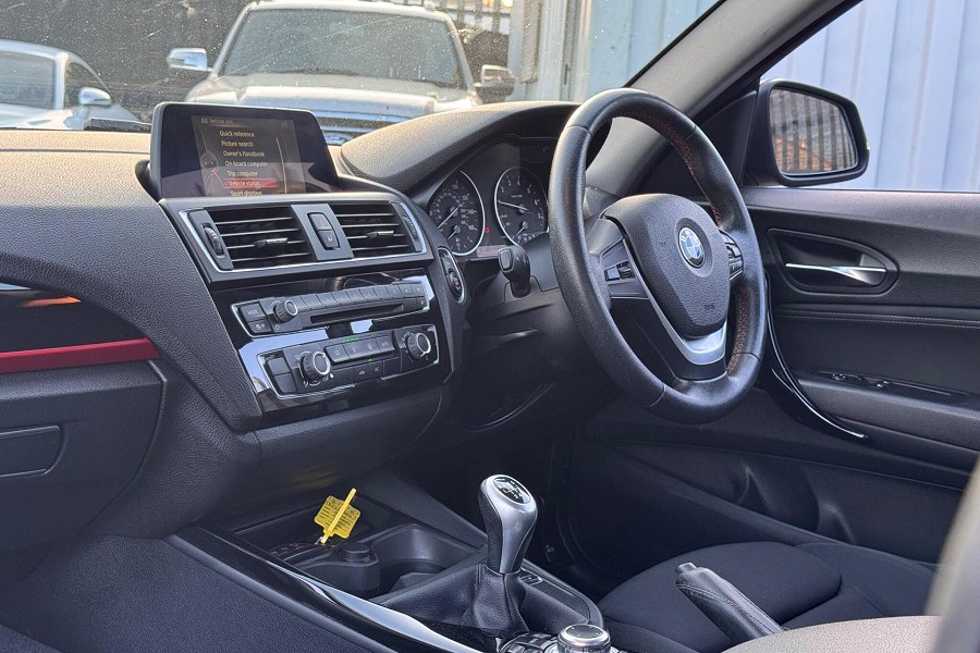 2016 BMW 2 Series photo 13