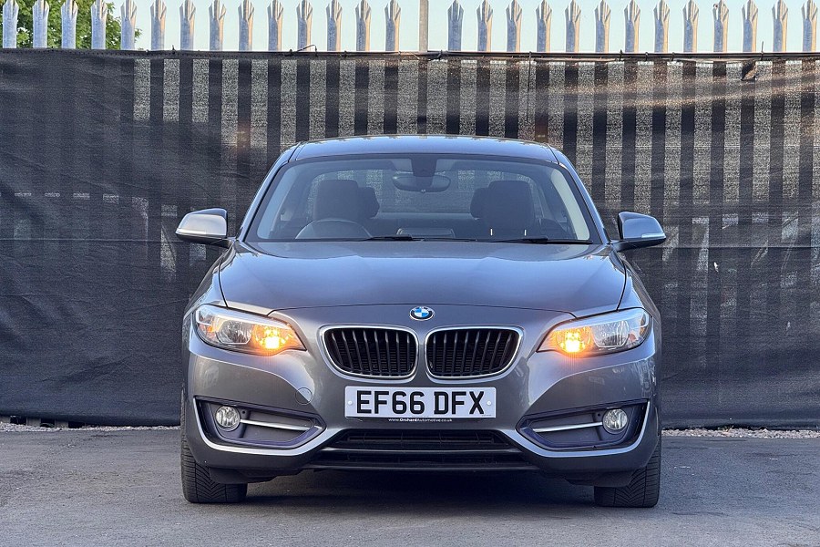 2016 BMW 2 Series photo 4