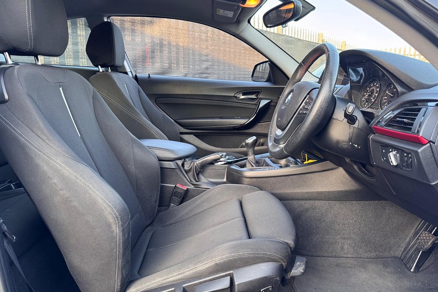 2016 BMW 2 Series photo 10