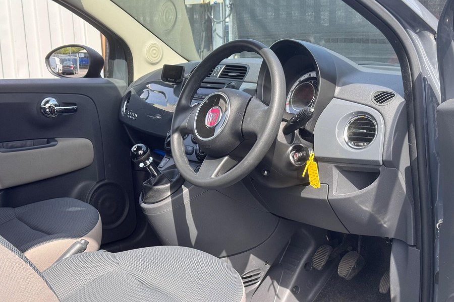 2015 Fiat 500 photo 3