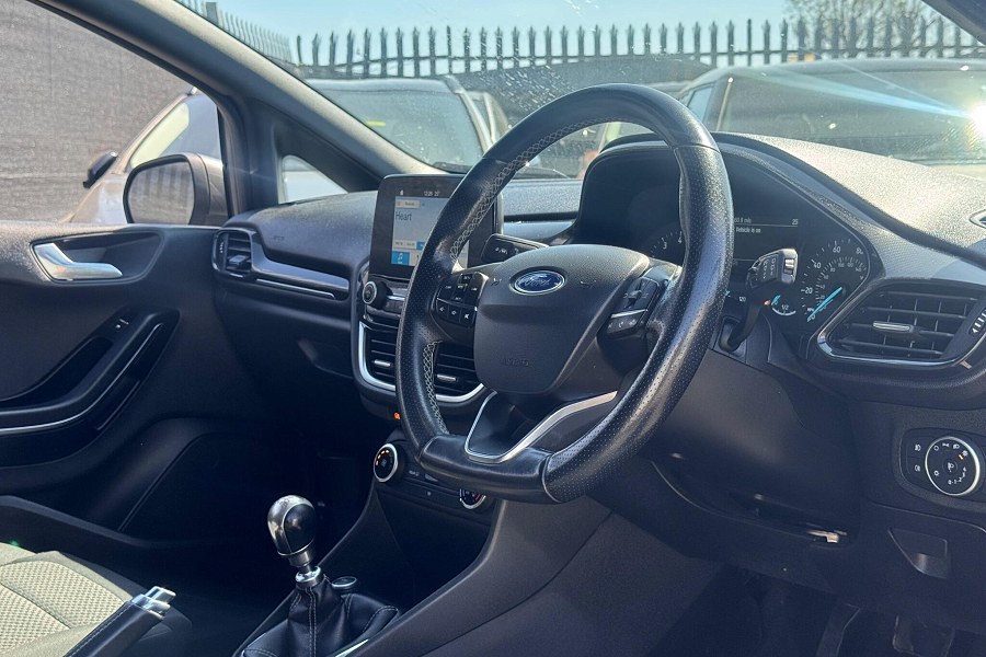 2018 Ford Fiesta photo 3