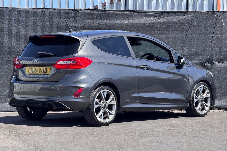2018 Ford Fiesta photo 5
