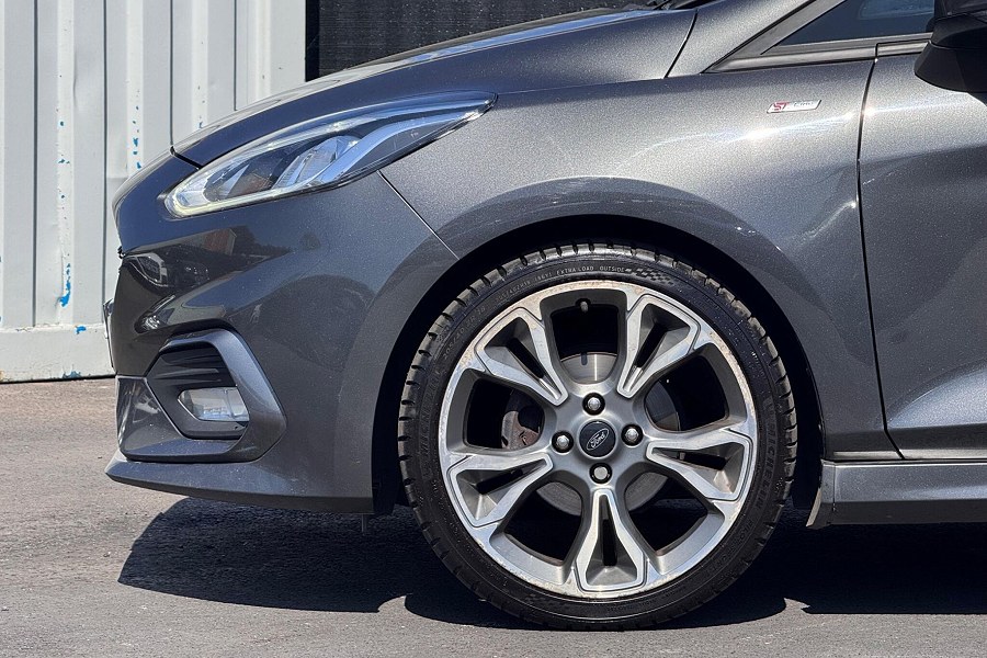 2018 Ford Fiesta photo 11
