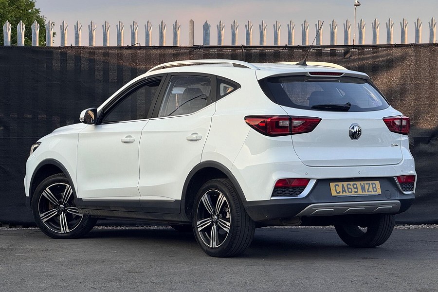 MG MG ZS photo 2