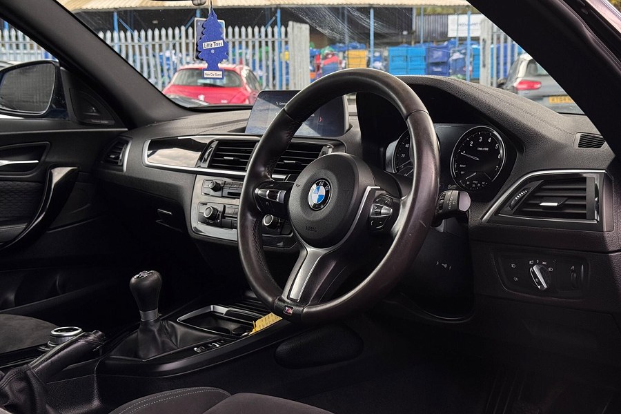 2017 BMW 1 Series photo 3