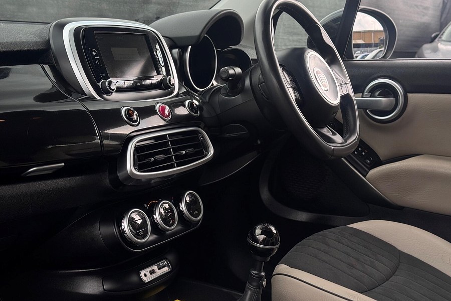 2015 Fiat 500X photo 12