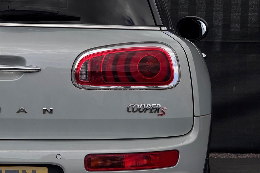 2017 MINI Clubman photo 8