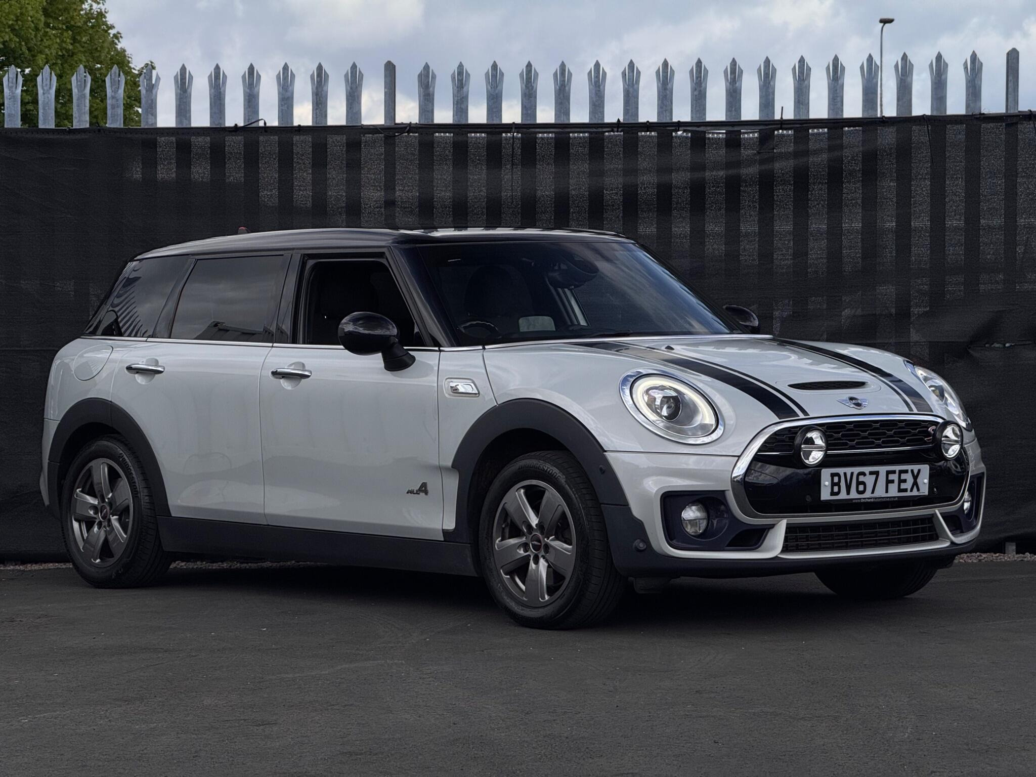 2017 MINI Clubman 2.0 Cooper S ALL4 Euro 6 (s/s) 6dr for sale at Bestway Autos