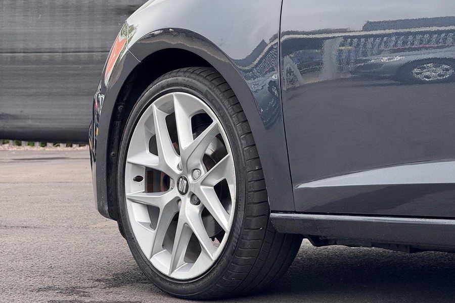 2019 SEAT Leon photo 13