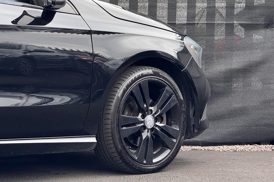 2015 Mercedes-Benz A Class photo 12