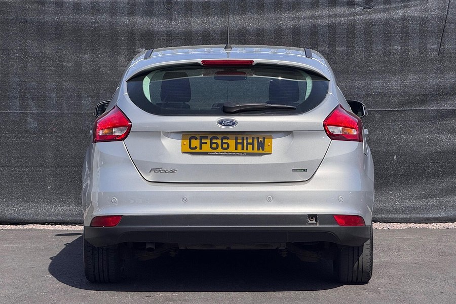2016 Ford Focus photo 5