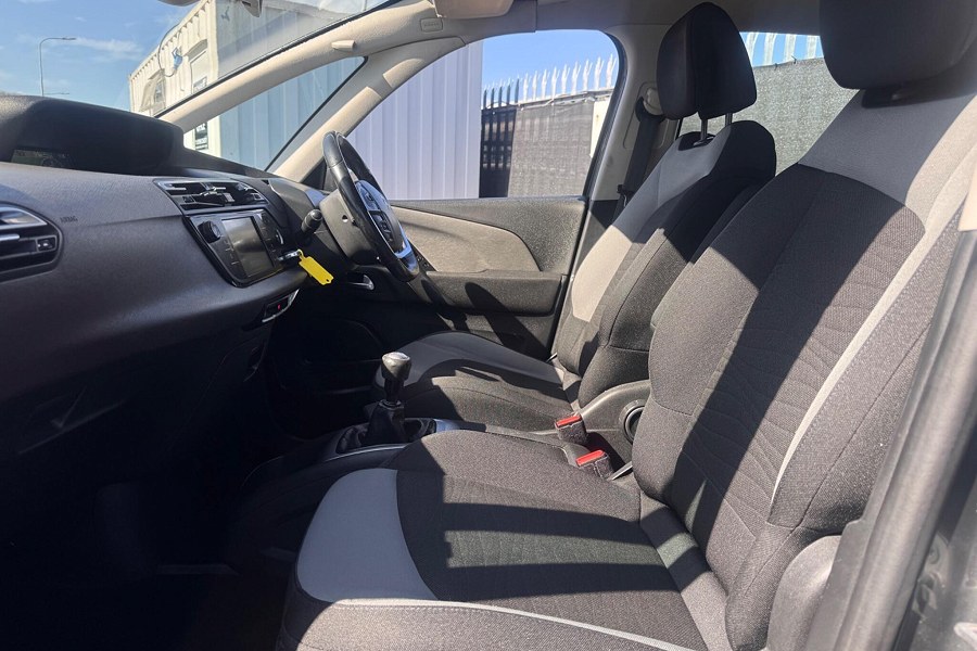 2015 Citroen C4 Picasso photo 14