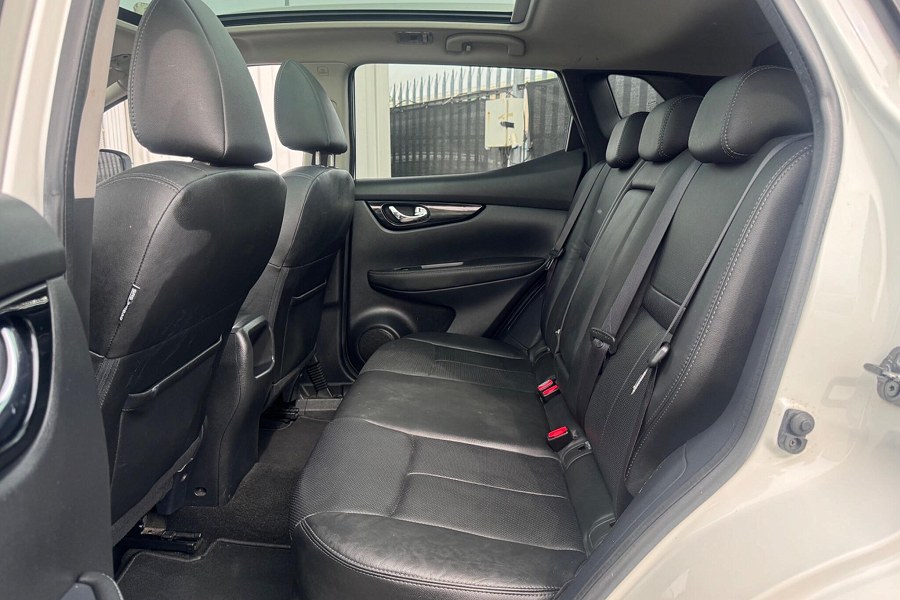 2016 Nissan Qashqai photo 9