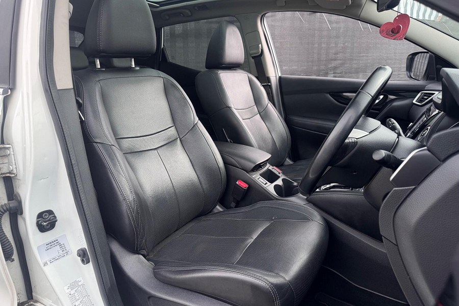 2016 Nissan Qashqai photo 12