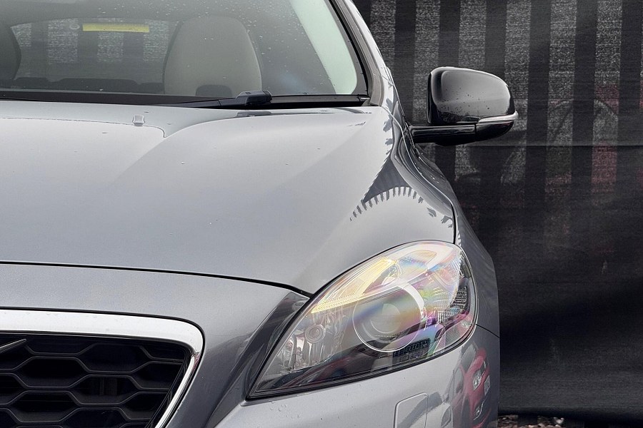 2015 Volvo V40 Cross Country photo 10