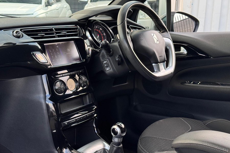 2017 DS AUTOMOBILES DS 3 photo 11
