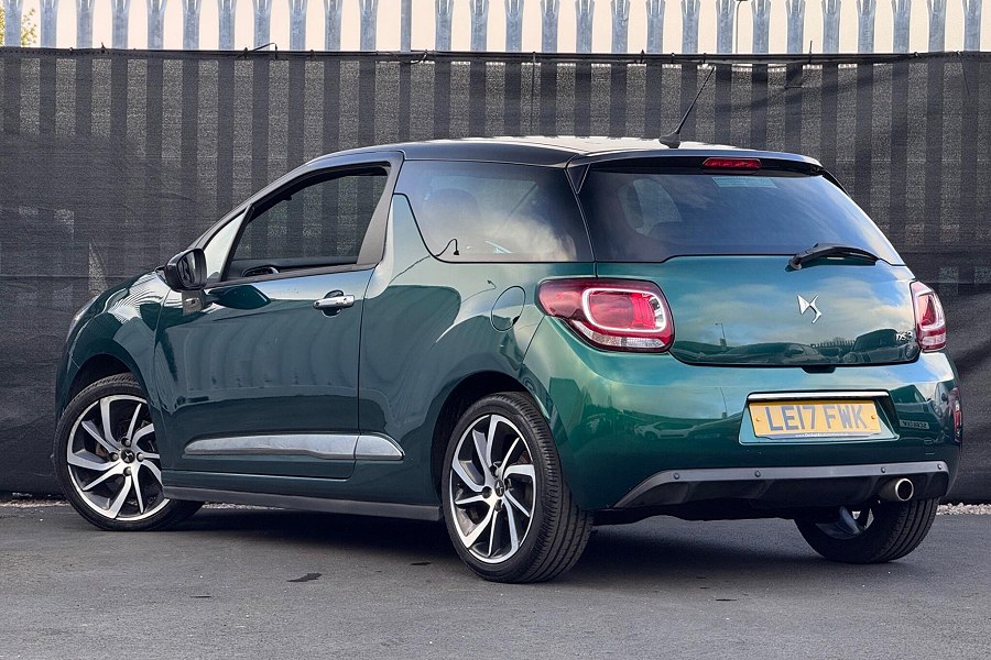 DS AUTOMOBILES DS 3 photo 2