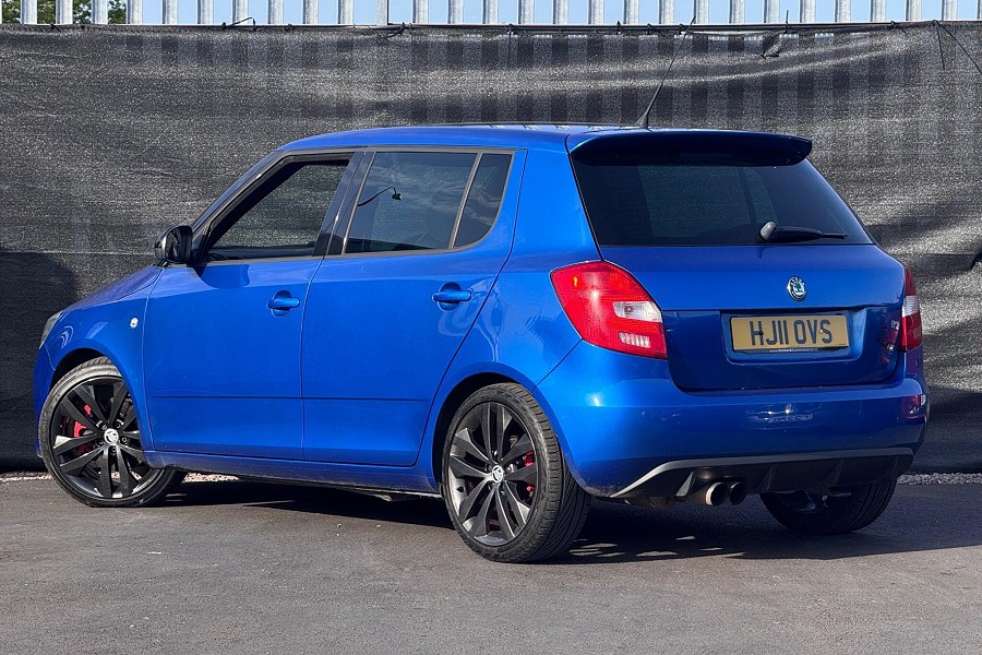 Skoda Fabia photo 2