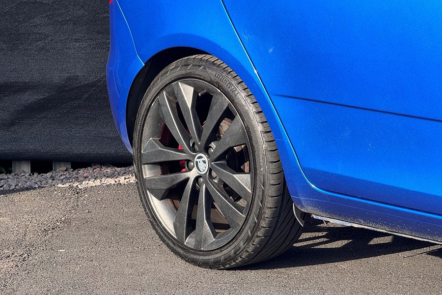 2011 Skoda Fabia photo 14
