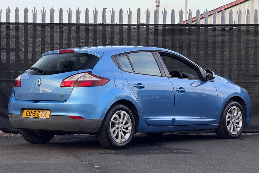 2015 Renault Megane photo 9