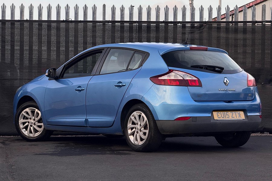 Renault Megane photo 2