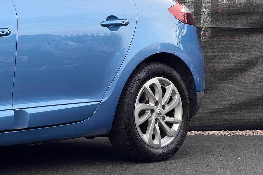 2015 Renault Megane photo 5