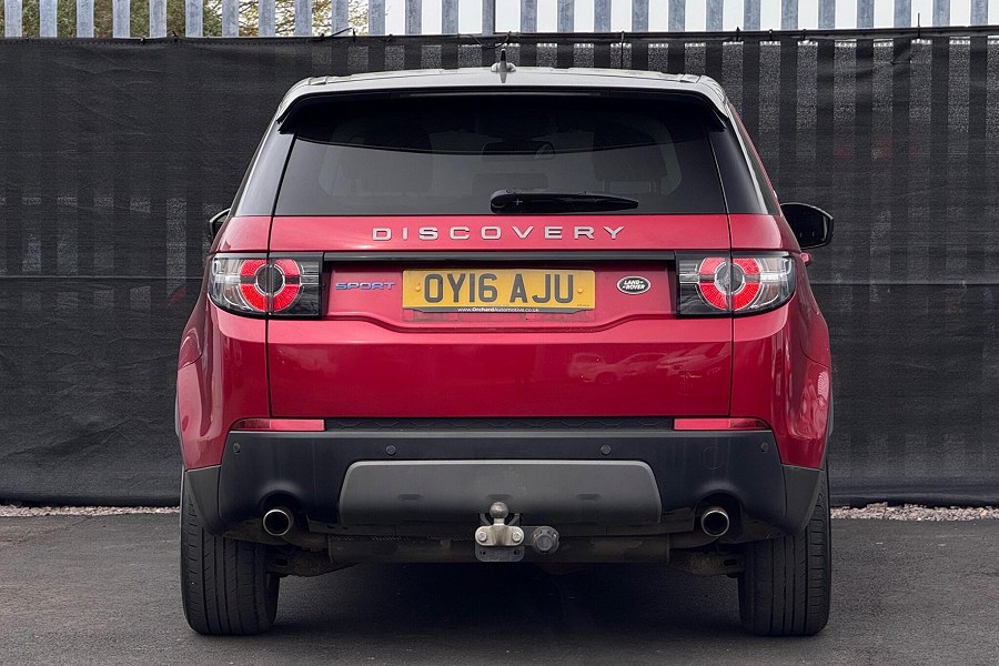 2016 Land Rover Discovery Sport photo 5