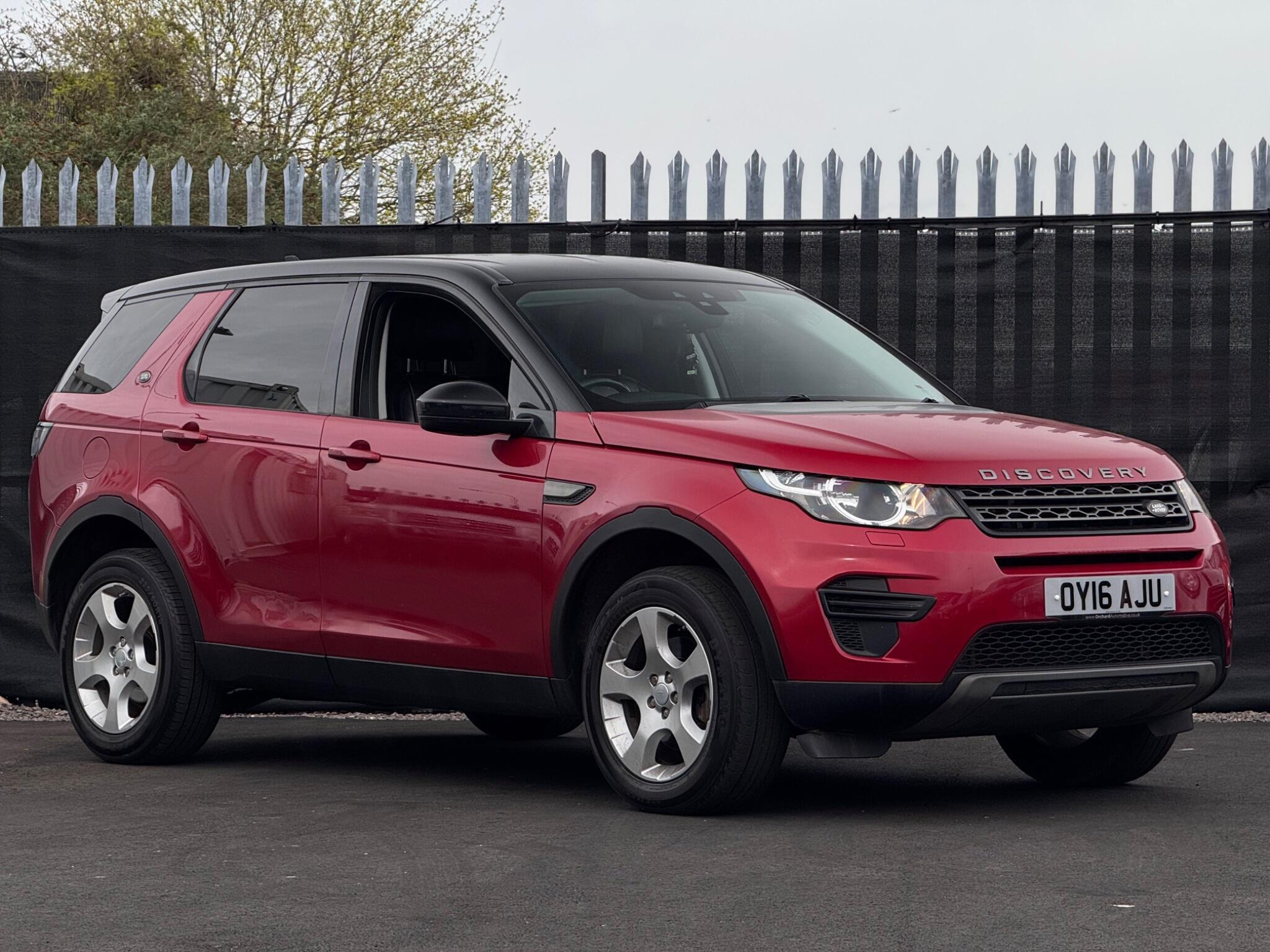 2016 Land Rover Discovery Sport 2.0 TD4 SE 4WD Euro 6 (s/s) 5dr (5 Seat) for sale at Bestway Autos