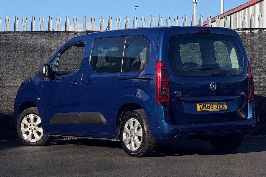 Vauxhall Combo Life photo 2