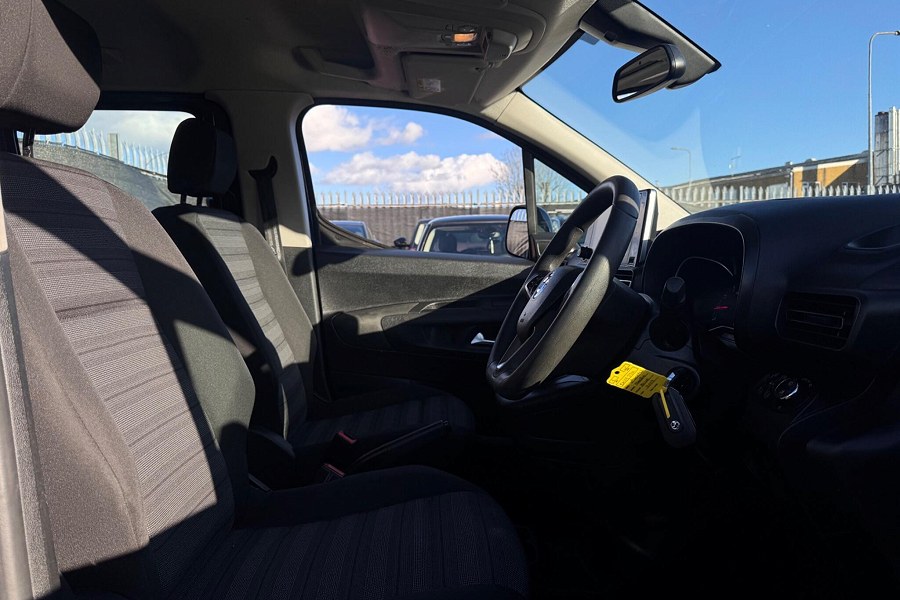 2019 Vauxhall Combo Life photo 13