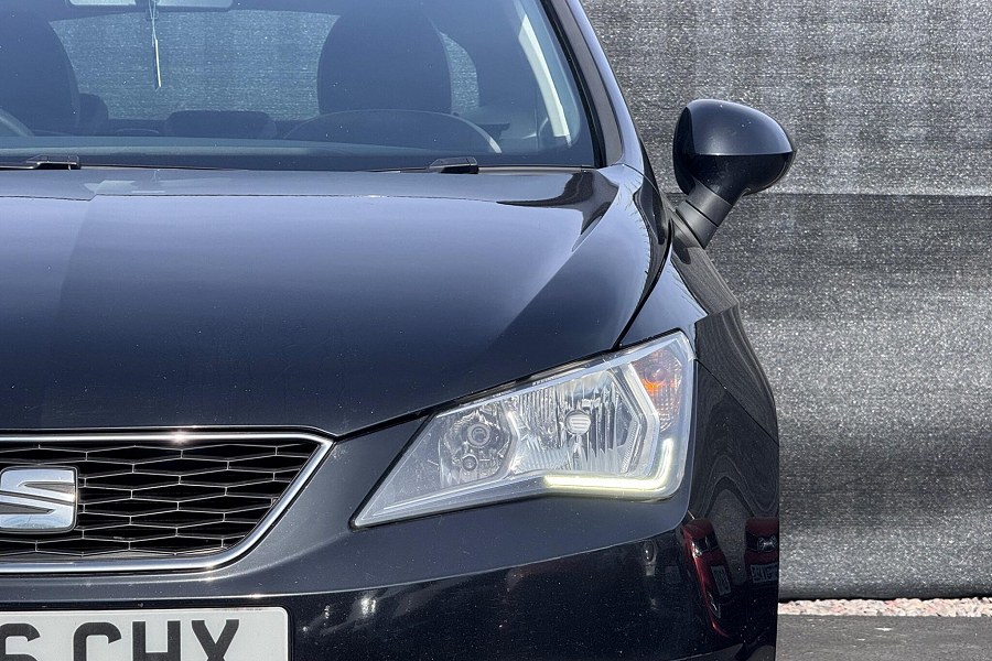 2016 SEAT Ibiza photo 10