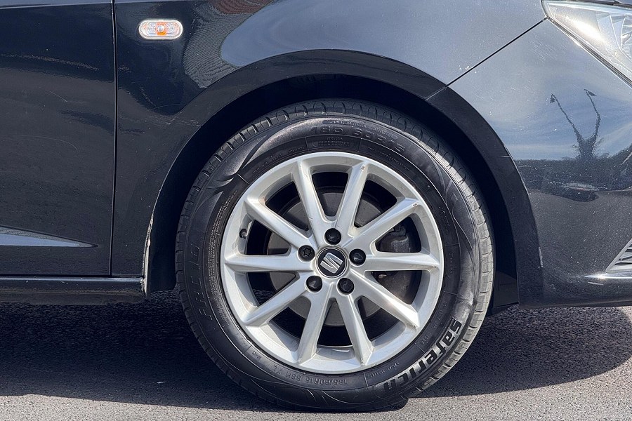 2016 SEAT Ibiza photo 12