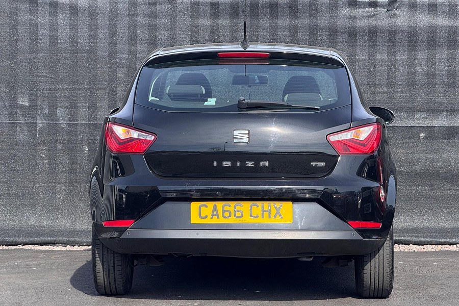 2016 SEAT Ibiza photo 5