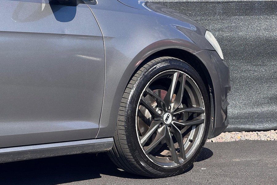 2013 Volkswagen Golf photo 9