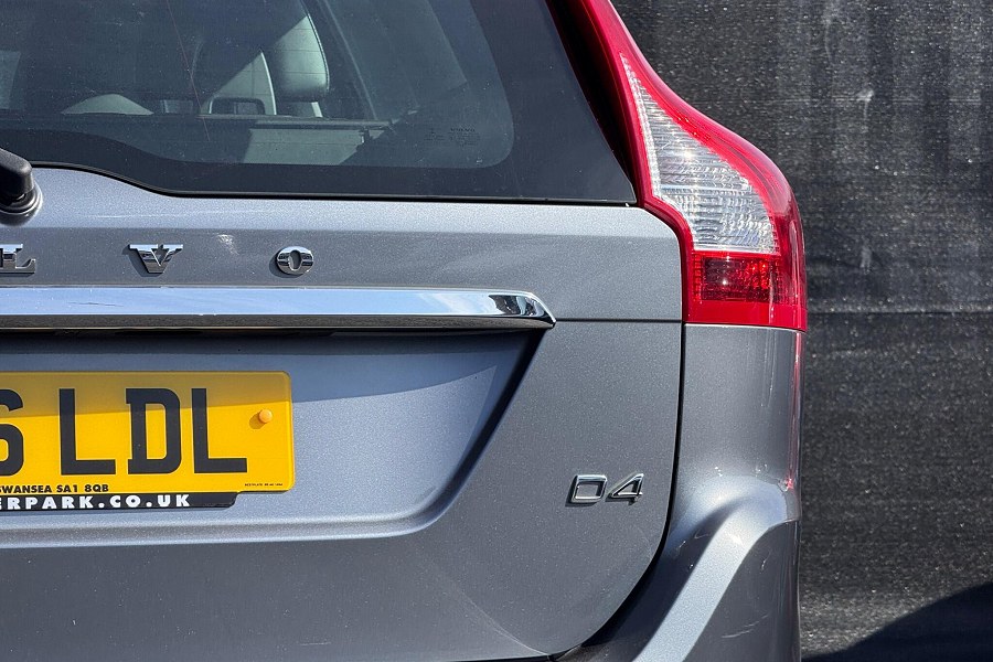 2016 Volvo XC60 photo 9