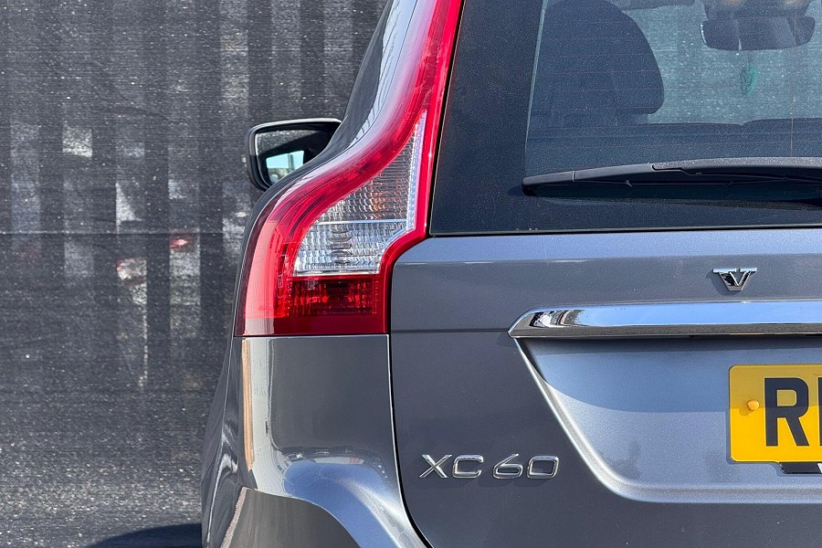 2016 Volvo XC60 photo 7