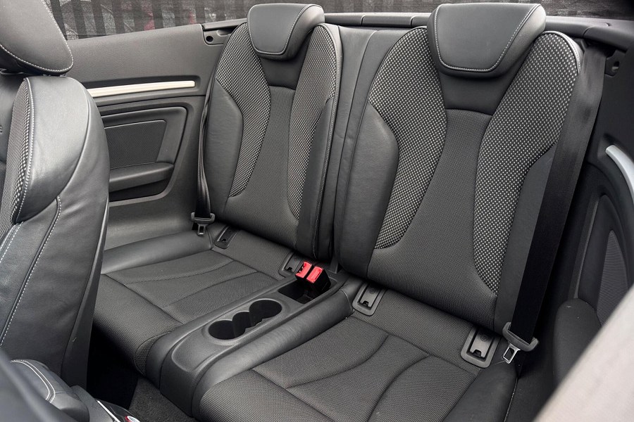 2015 Audi A3 Cabriolet photo 12