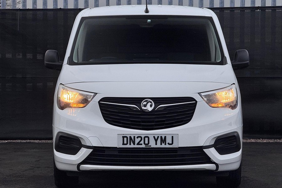 2020 Vauxhall Combo photo 6