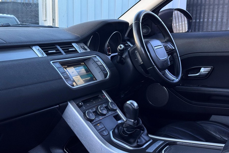 2014 Land Rover Range Rover Evoque photo 11