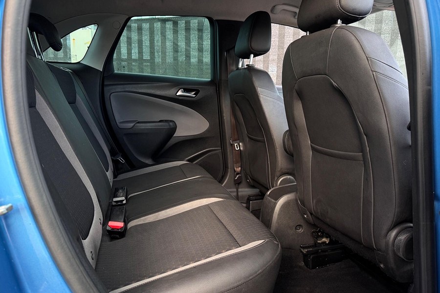 2019 Vauxhall Crossland X photo 13