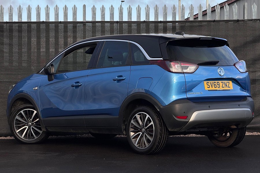 Vauxhall Crossland X photo 2