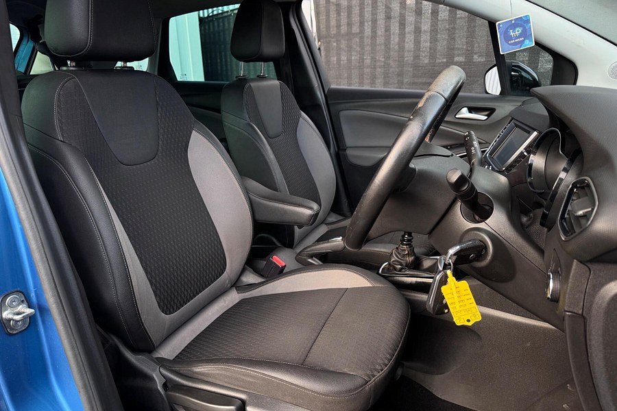 2019 Vauxhall Crossland X photo 14