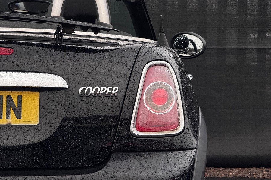 2013 MINI Roadster photo 5