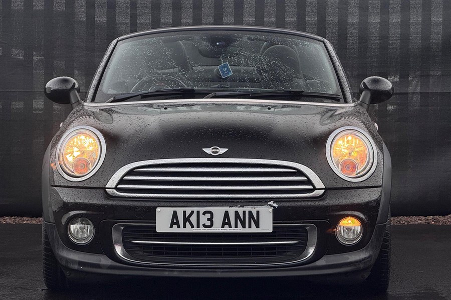 2013 MINI Roadster photo 11