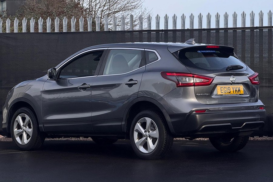 Nissan Qashqai photo 2
